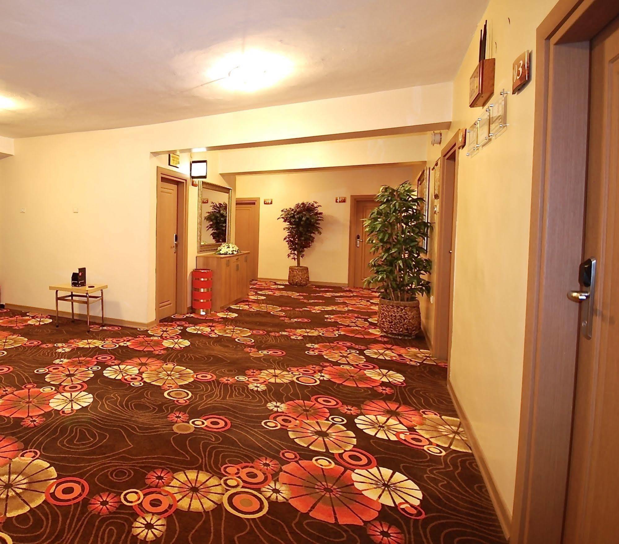 Hotel Mithat Ankara Esterno foto